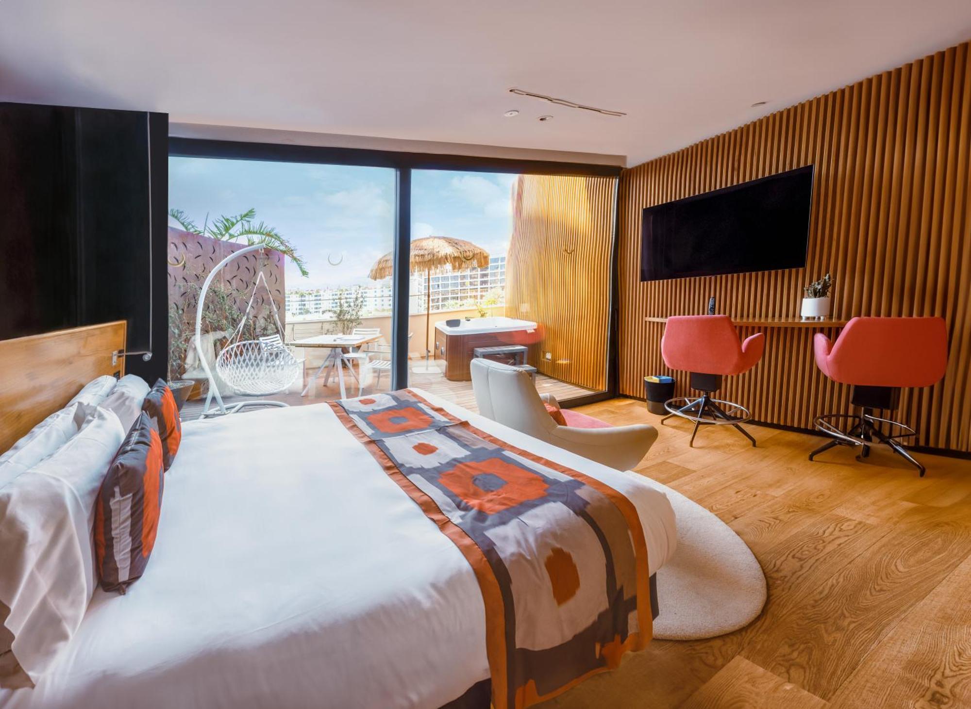 Hotel Bohemia & - Adults Only